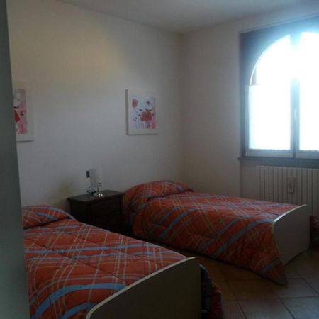 Crespi House Bed & Breakfast Parabiago Cameră foto