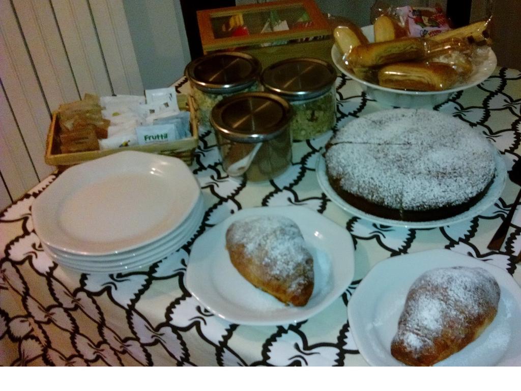 Crespi House Bed & Breakfast Parabiago Cameră foto